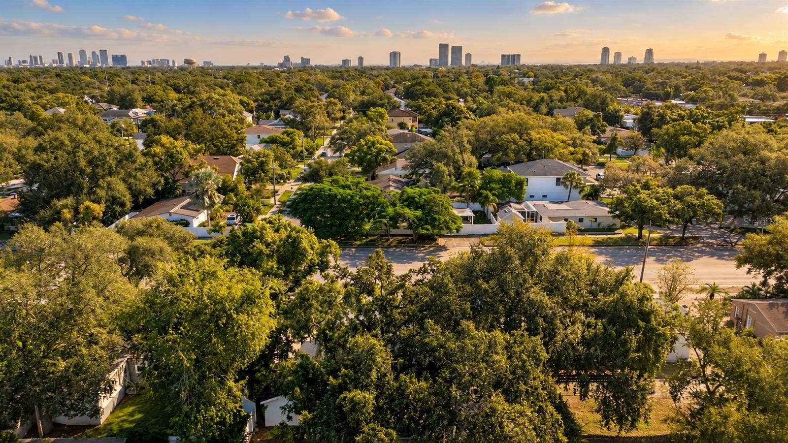 2801 S MANHATTAN AVENUE, Tampa, FL 33629 2801 S MANHATTAN AVENUE, Tampa, FL 33629
