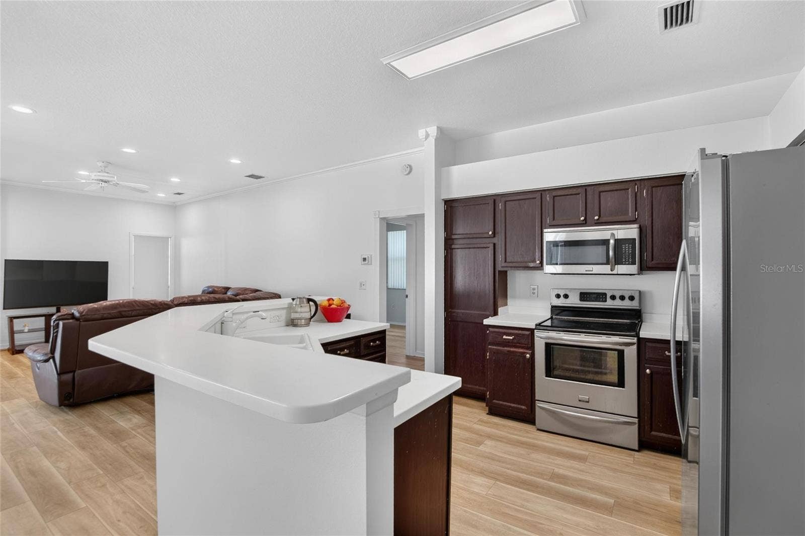 11220 SAILBROOKE DRIVE, Riverview, FL 33579 11220 SAILBROOKE DRIVE, Riverview, FL 33579