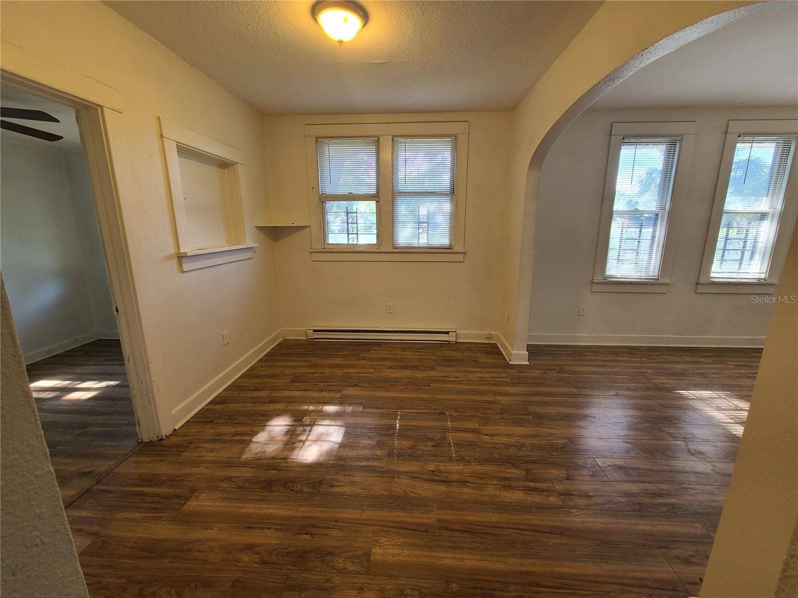 1060 18TH AVENUE S, St Petersburg, FL 33705 1060 18TH AVENUE S, St Petersburg, FL 33705