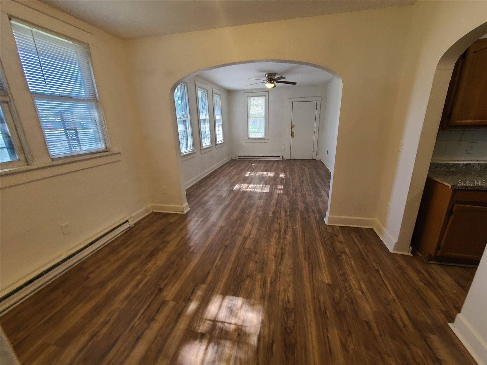 1060 18TH AVENUE S, St Petersburg, FL 33705 1060 18TH AVENUE S, St Petersburg, FL 33705
