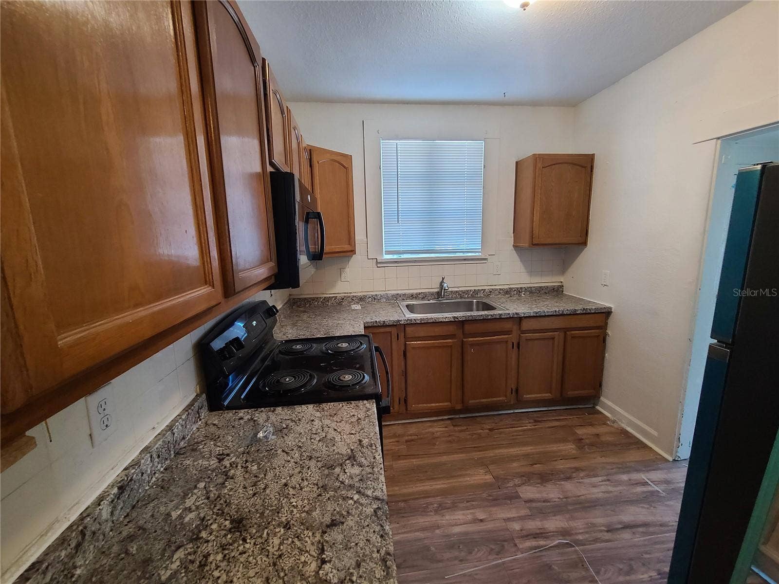 1060 18TH AVENUE S, St Petersburg, FL 33705 1060 18TH AVENUE S, St Petersburg, FL 33705