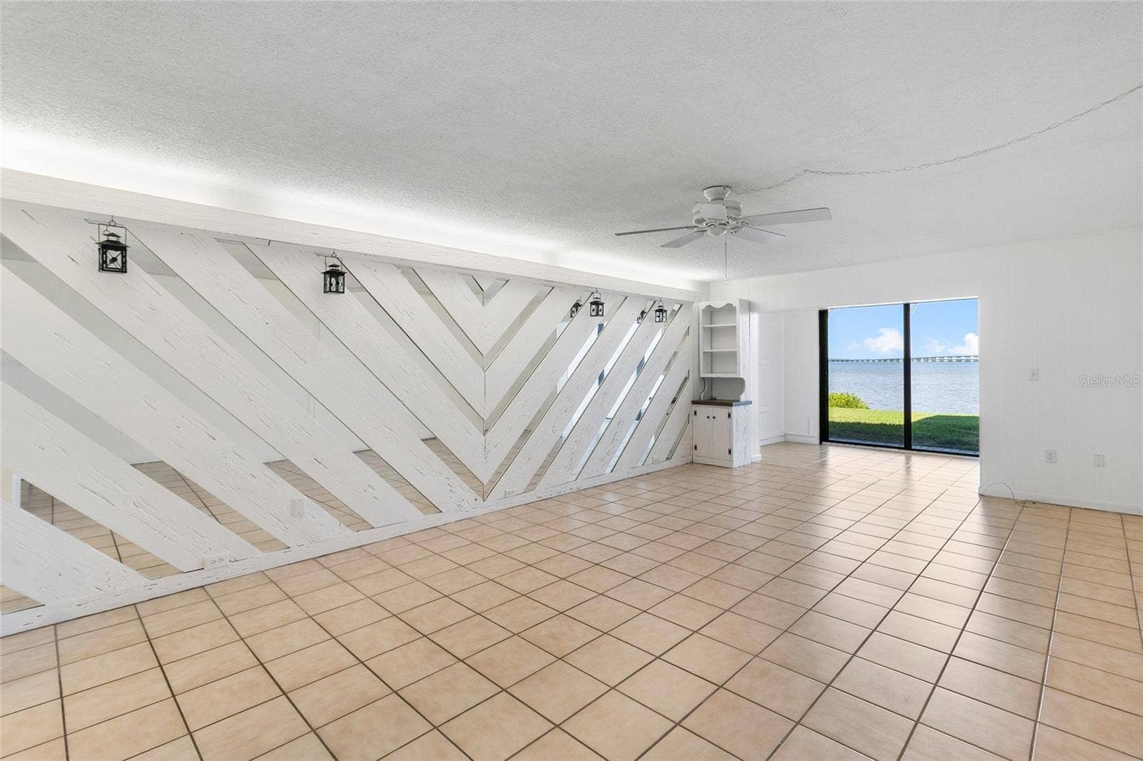 2980 HAINES BAYSHORE ROAD, #105, Clearwater, FL 33760 Lining area over looking water view.