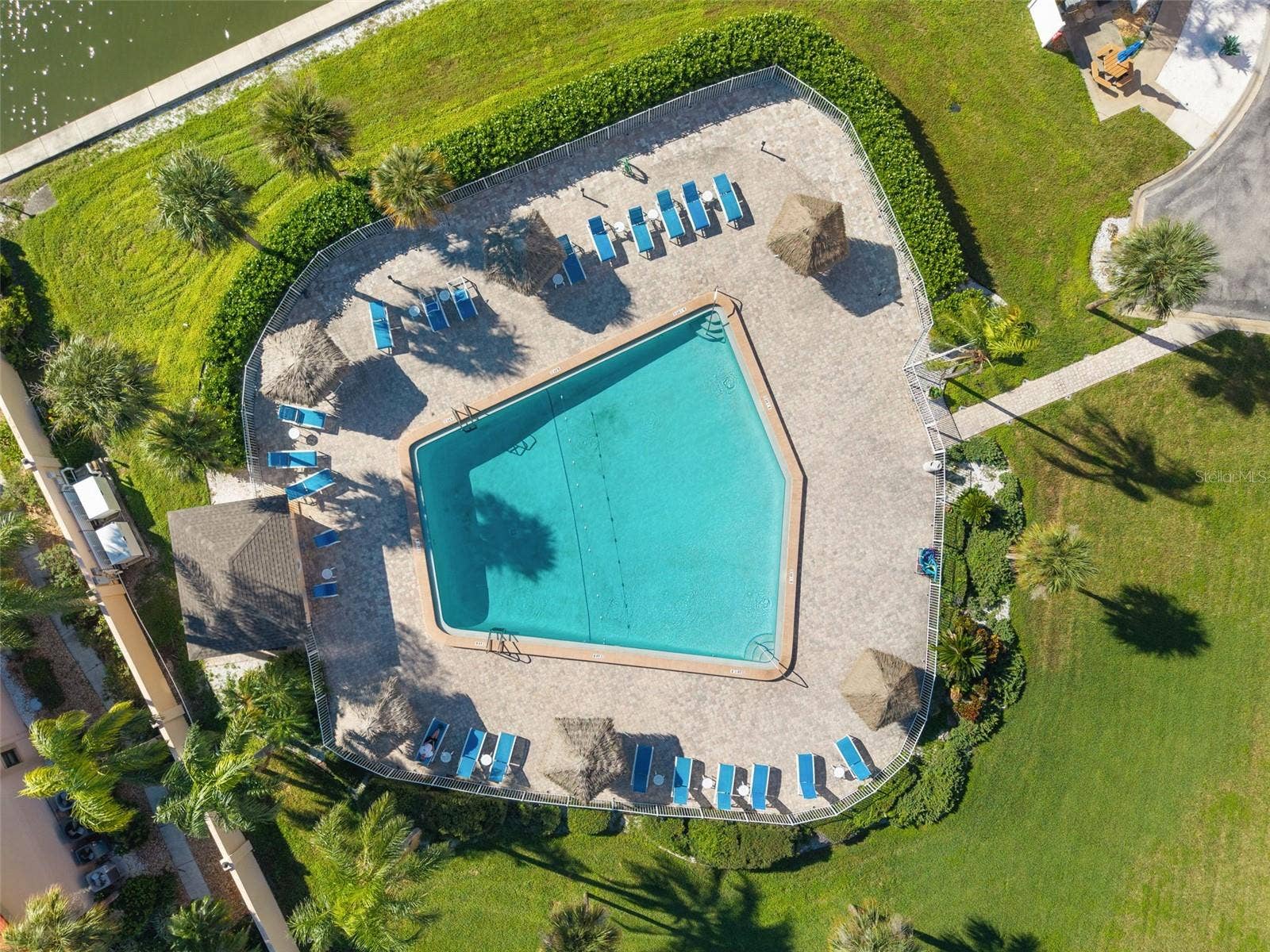 4900 BRITTANY DRIVE S, #405, St Petersburg, FL 33715 4900 BRITTANY DRIVE S, #405, St Petersburg, FL 33715