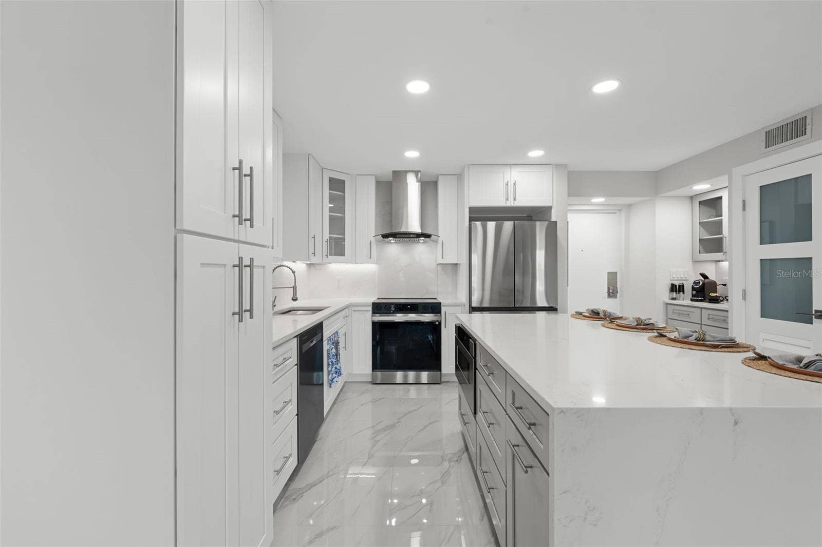 4900 BRITTANY DRIVE S, #405, St Petersburg, FL 33715 4900 BRITTANY DRIVE S, #405, St Petersburg, FL 33715