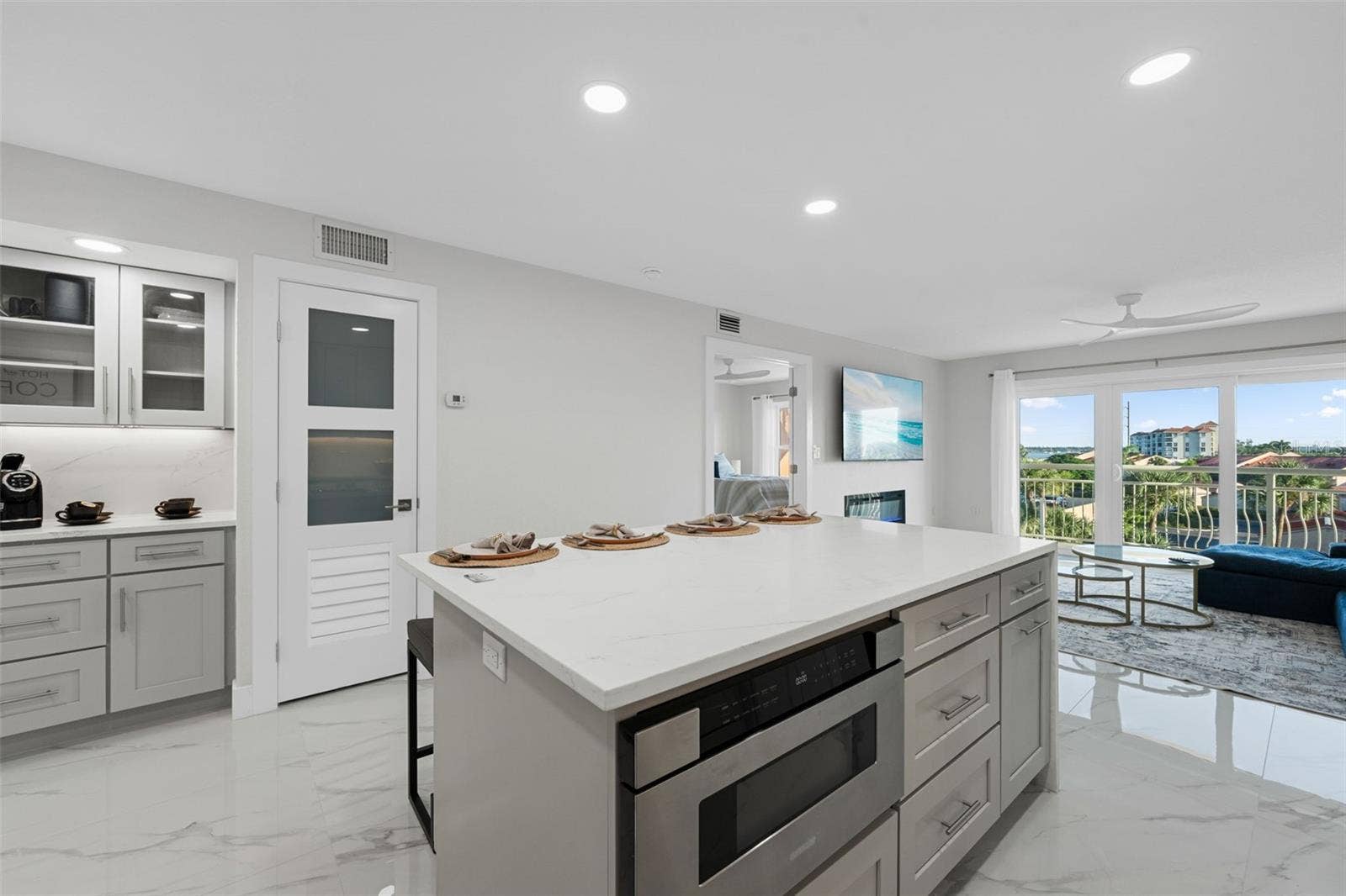 4900 BRITTANY DRIVE S, #405, St Petersburg, FL 33715 4900 BRITTANY DRIVE S, #405, St Petersburg, FL 33715