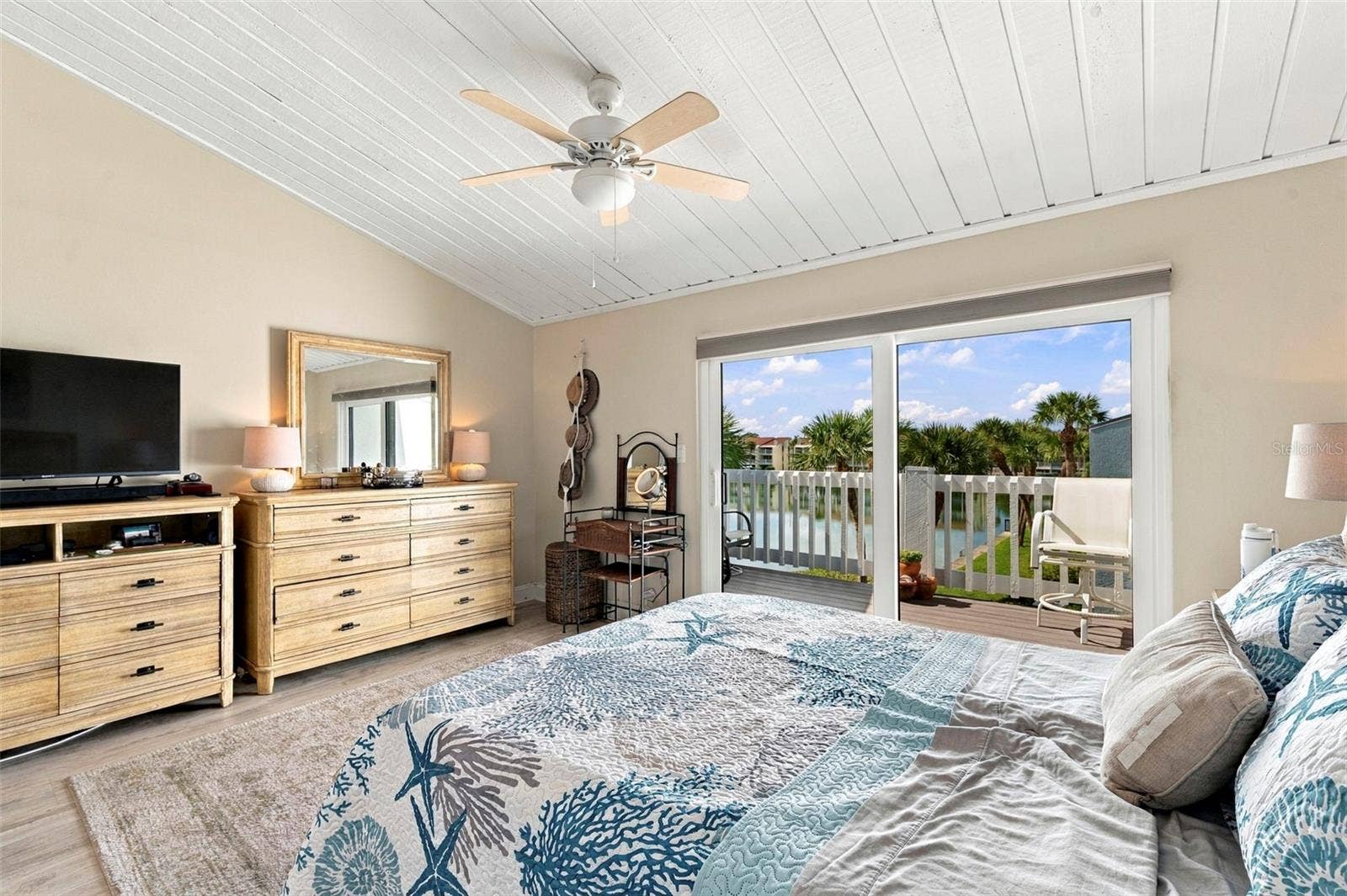 12148 CAPRI CIRCLE, Treasure Island, FL 33706 12148 CAPRI CIRCLE, Treasure Island, FL 33706