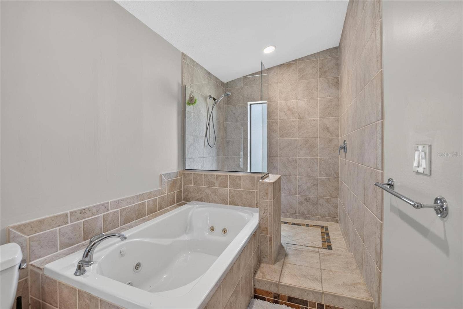 712 DORADO COURT, Brandon, FL 33511 712 DORADO COURT, Brandon, FL 33511
