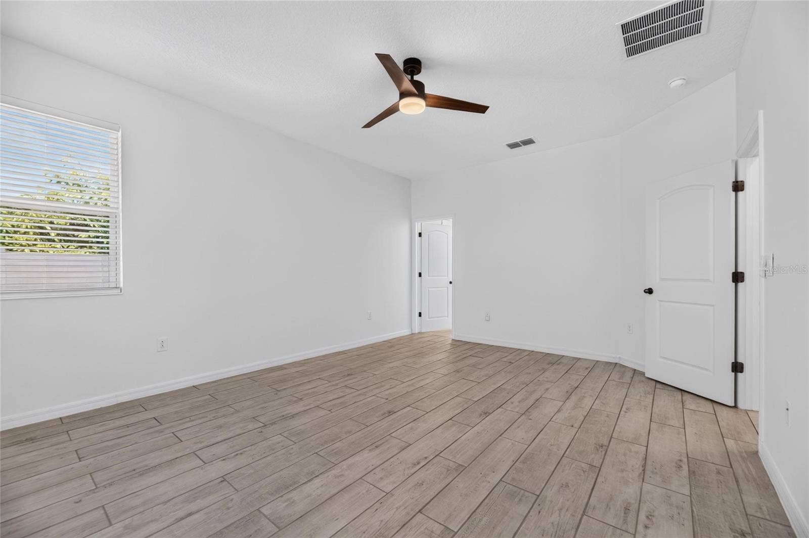 11515 BRIGHTON KNOLL LOOP, Riverview, FL 33579 11515 BRIGHTON KNOLL LOOP, Riverview, FL 33579