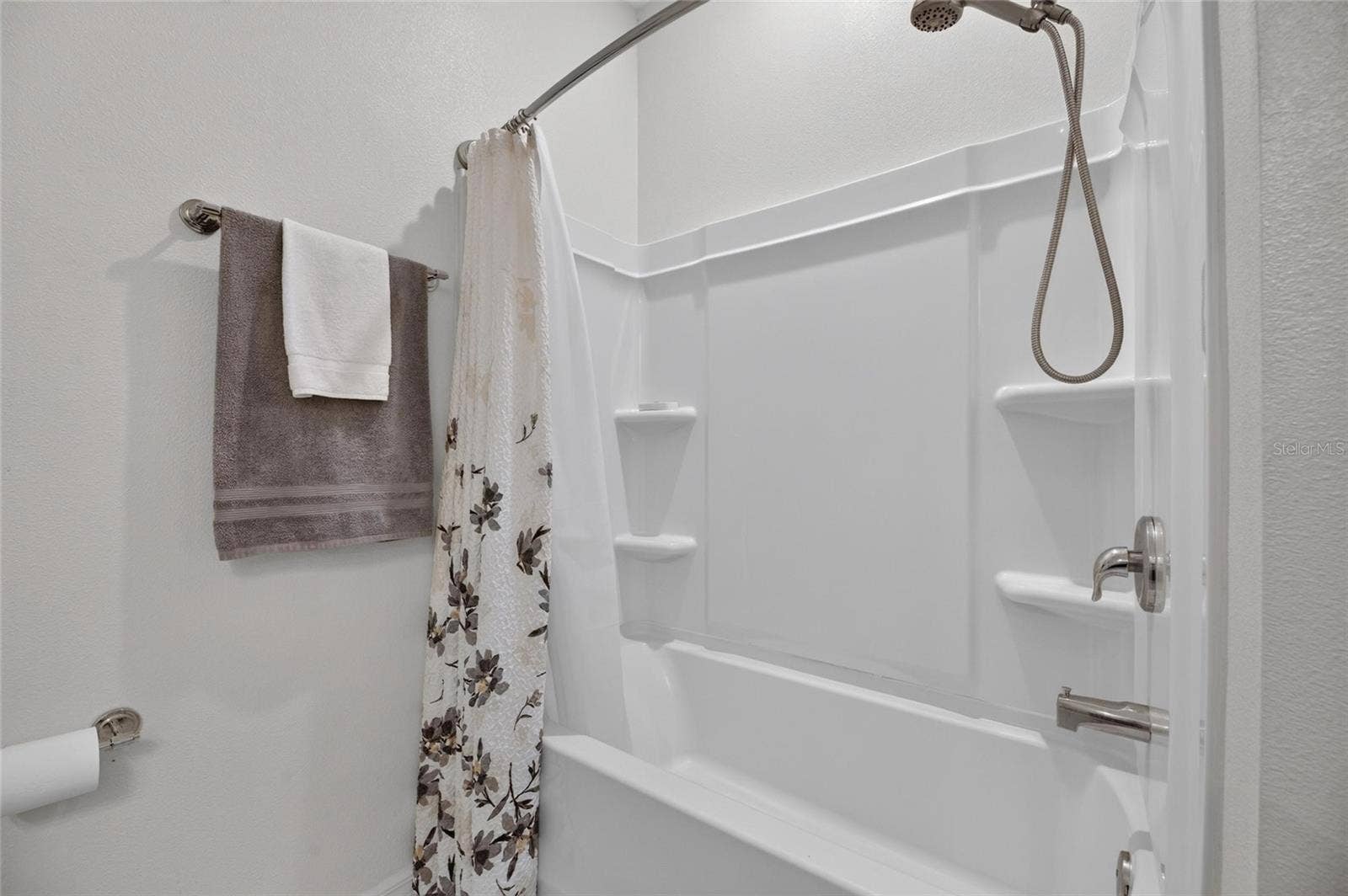 11515 BRIGHTON KNOLL LOOP, Riverview, FL 33579 11515 BRIGHTON KNOLL LOOP, Riverview, FL 33579