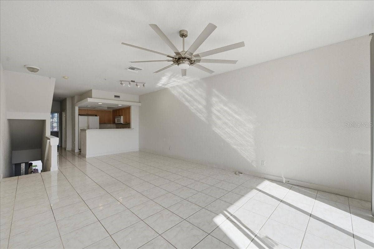 116 BRENT CIRCLE, Oldsmar, FL 34677 116 BRENT CIRCLE, Oldsmar, FL 34677