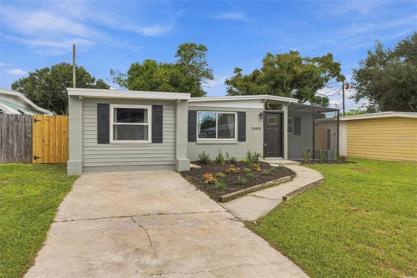 10493 116TH AVENUE, Largo, FL 33773