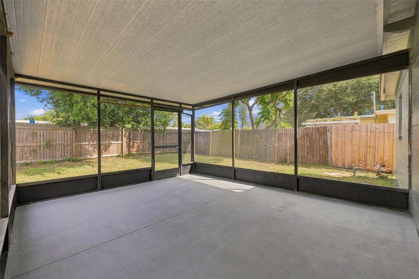 10493 116TH AVENUE, Largo, FL 33773