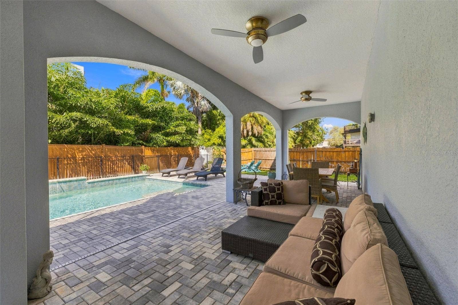 4001 42ND STREET S, St Petersburg, FL 33711 4001 42ND STREET S, St Petersburg, FL 33711