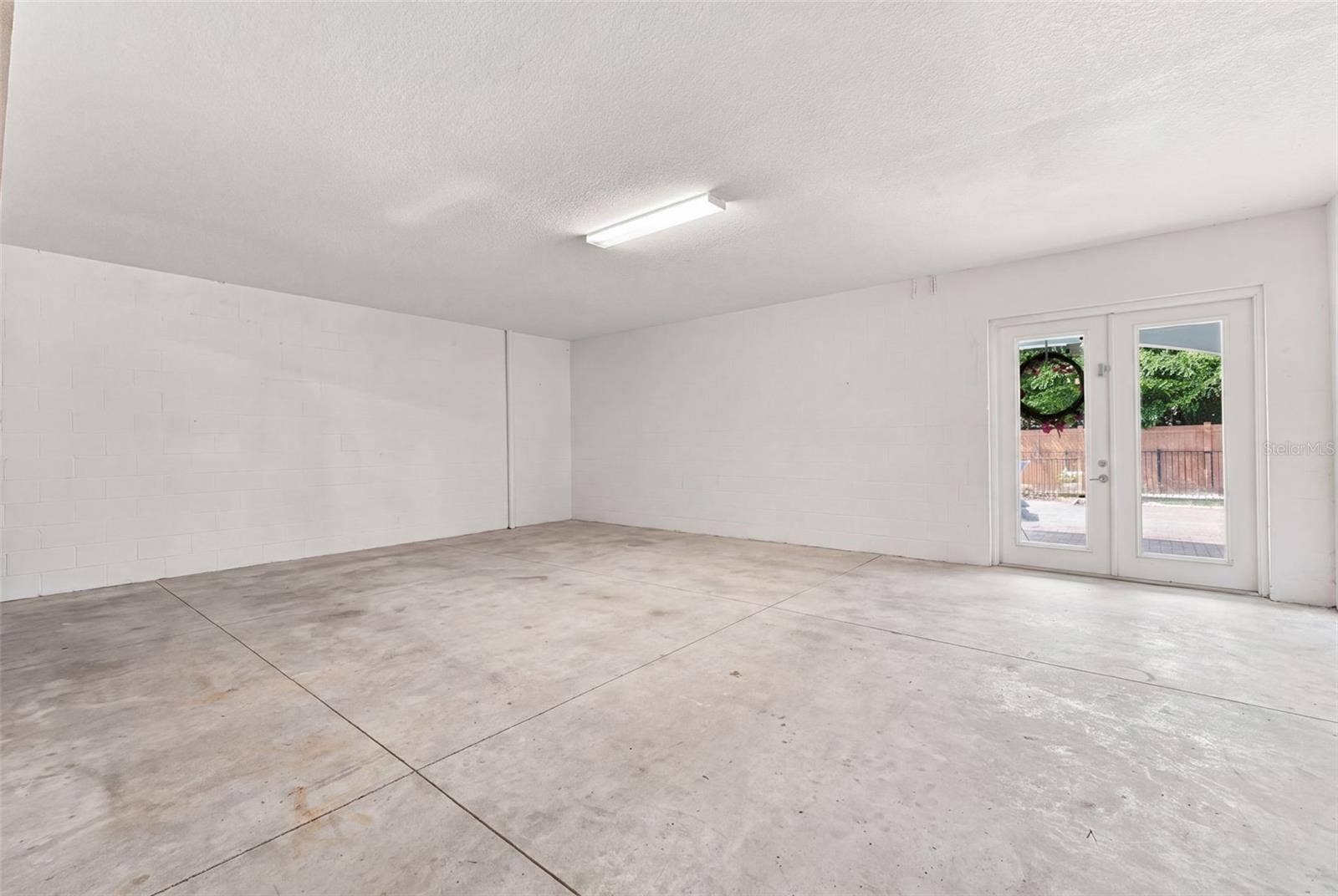 4001 42ND STREET S, St Petersburg, FL 33711 4001 42ND STREET S, St Petersburg, FL 33711