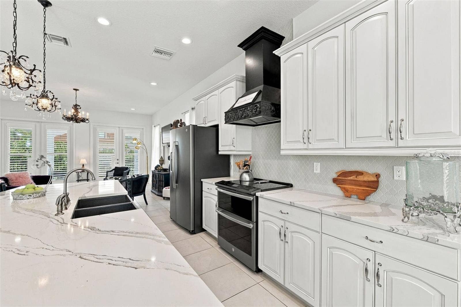 4001 42ND STREET S, St Petersburg, FL 33711 4001 42ND STREET S, St Petersburg, FL 33711