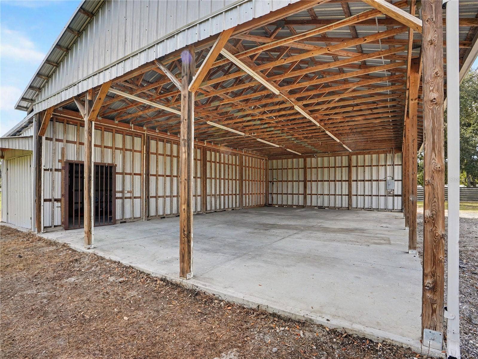9001 SCALES RD, Lakeland, FL 33810 9001 SCALES RD, Lakeland, FL 33810