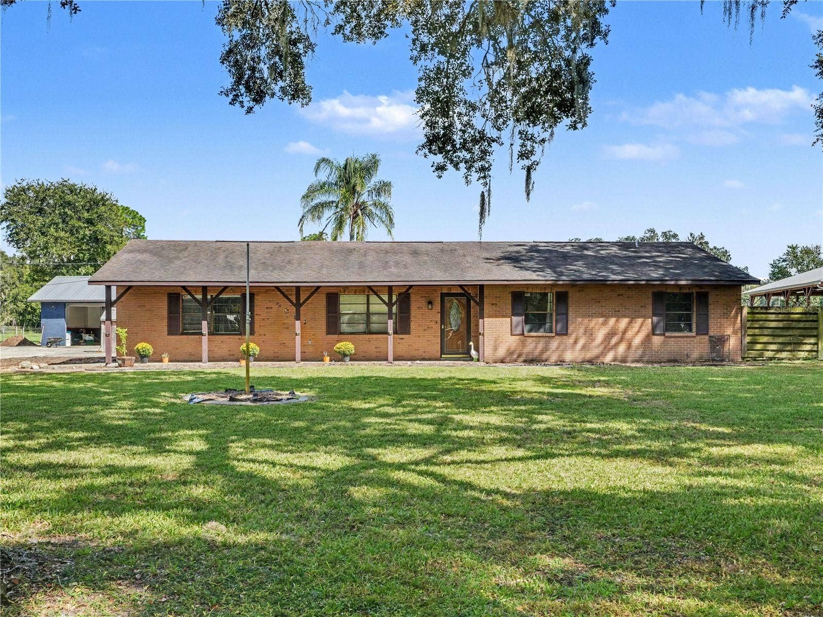 9001 SCALES RD, Lakeland, FL 33810 9001 SCALES RD, Lakeland, FL 33810