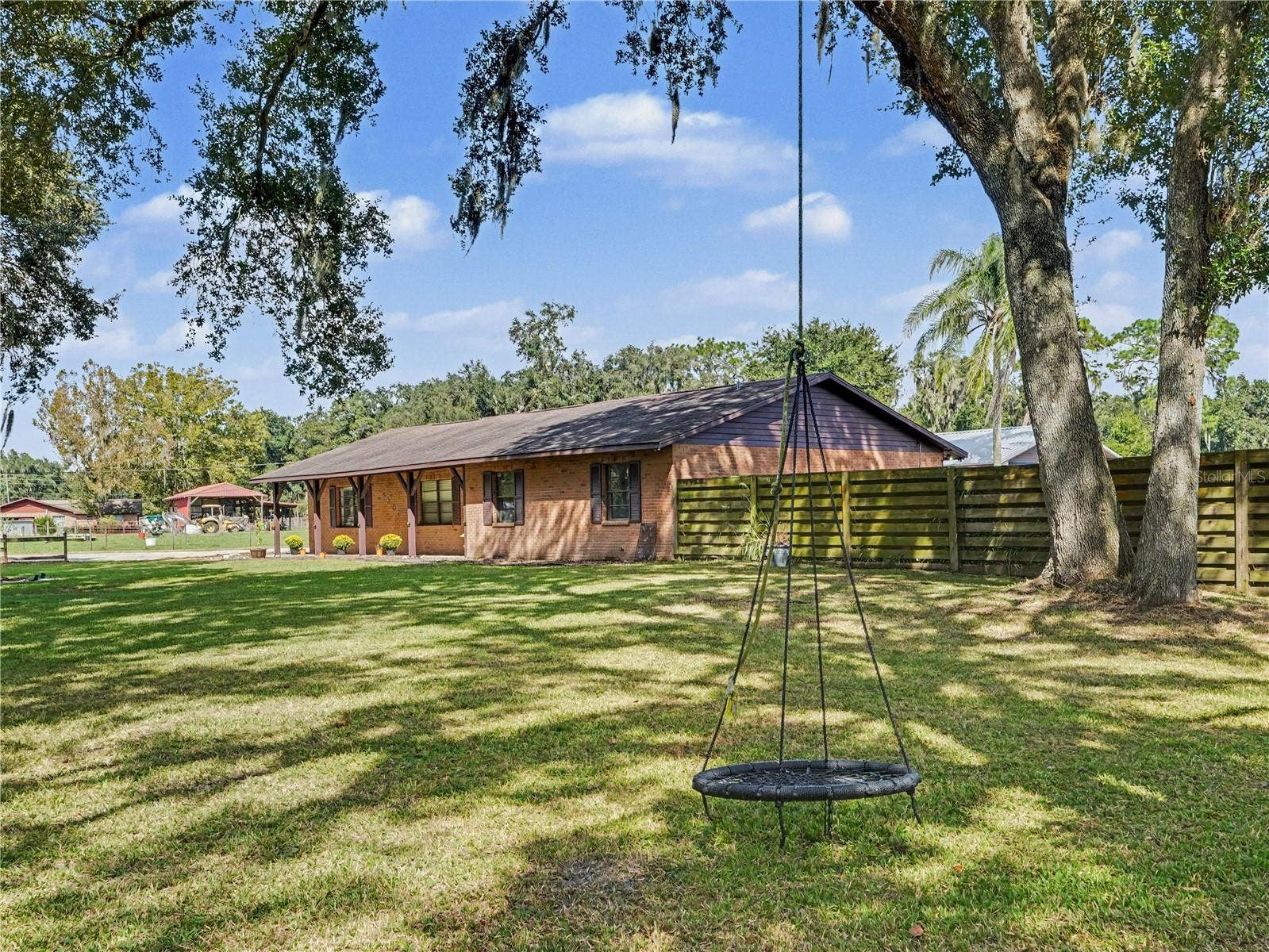 9001 SCALES RD, Lakeland, FL 33810 9001 SCALES RD, Lakeland, FL 33810