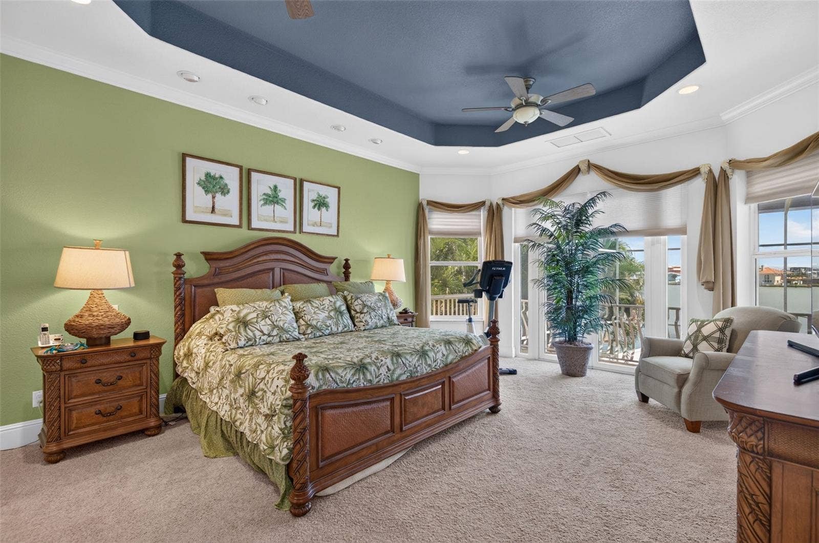 17021 DOLPHIN DRIVE, North Redington Beach, FL 33708 PRIMARY BEDROOM