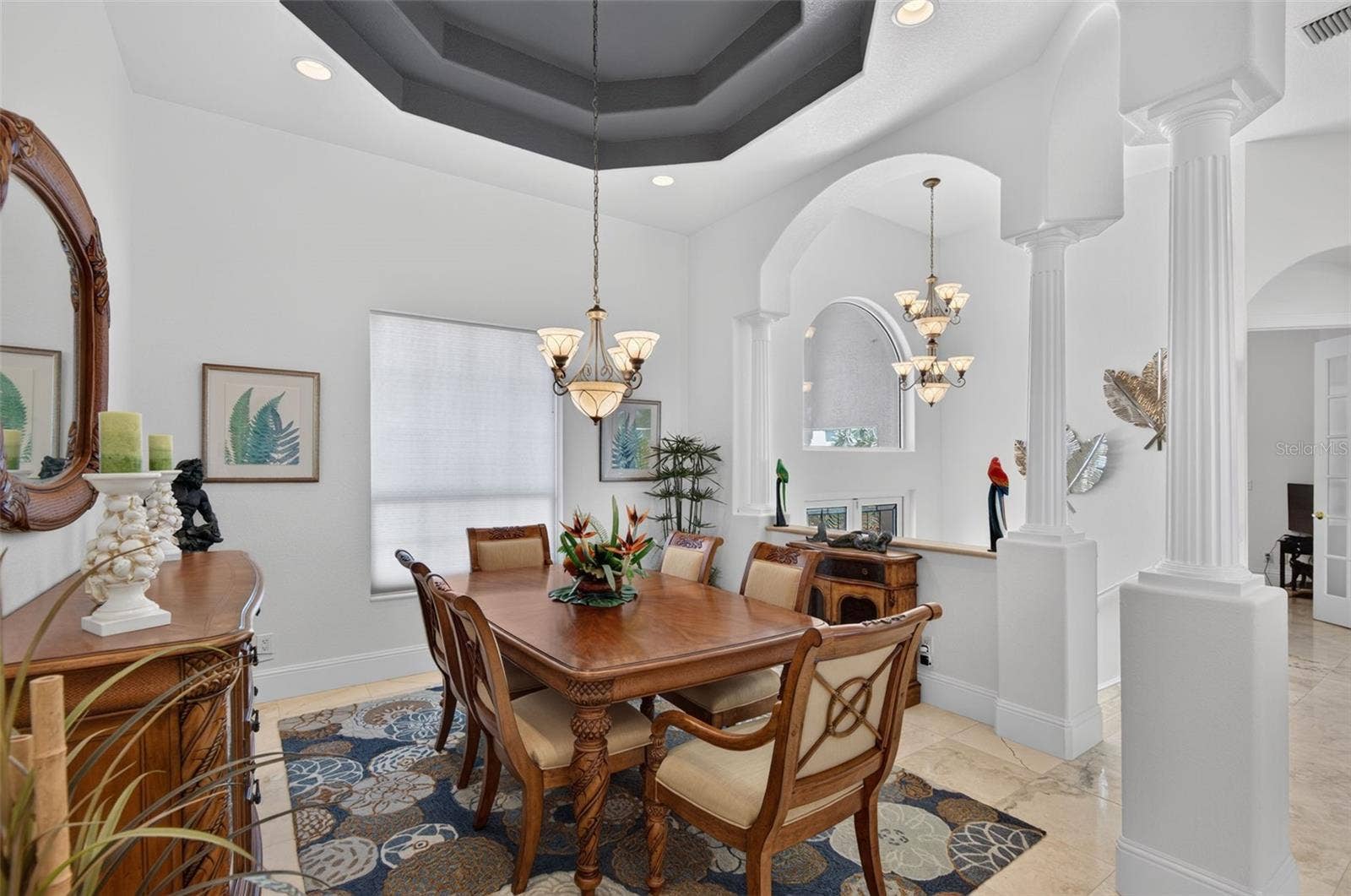 17021 DOLPHIN DRIVE, North Redington Beach, FL 33708 DINING