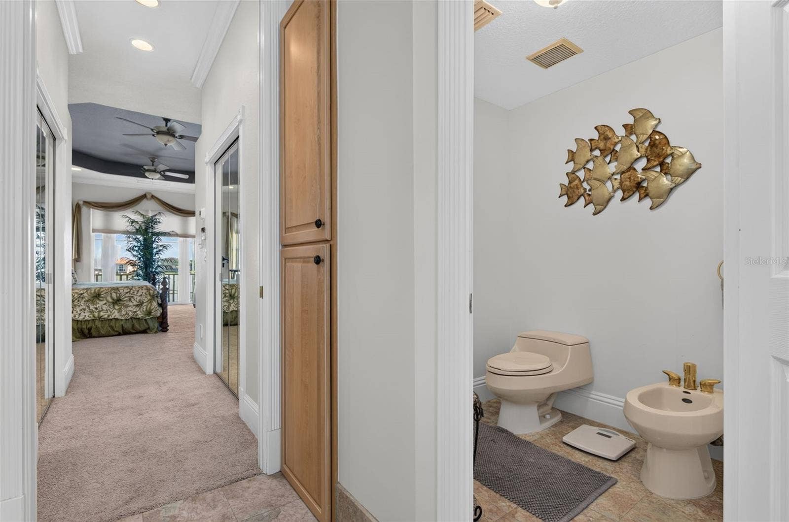 17021 DOLPHIN DRIVE, North Redington Beach, FL 33708 WATER CLOSET
