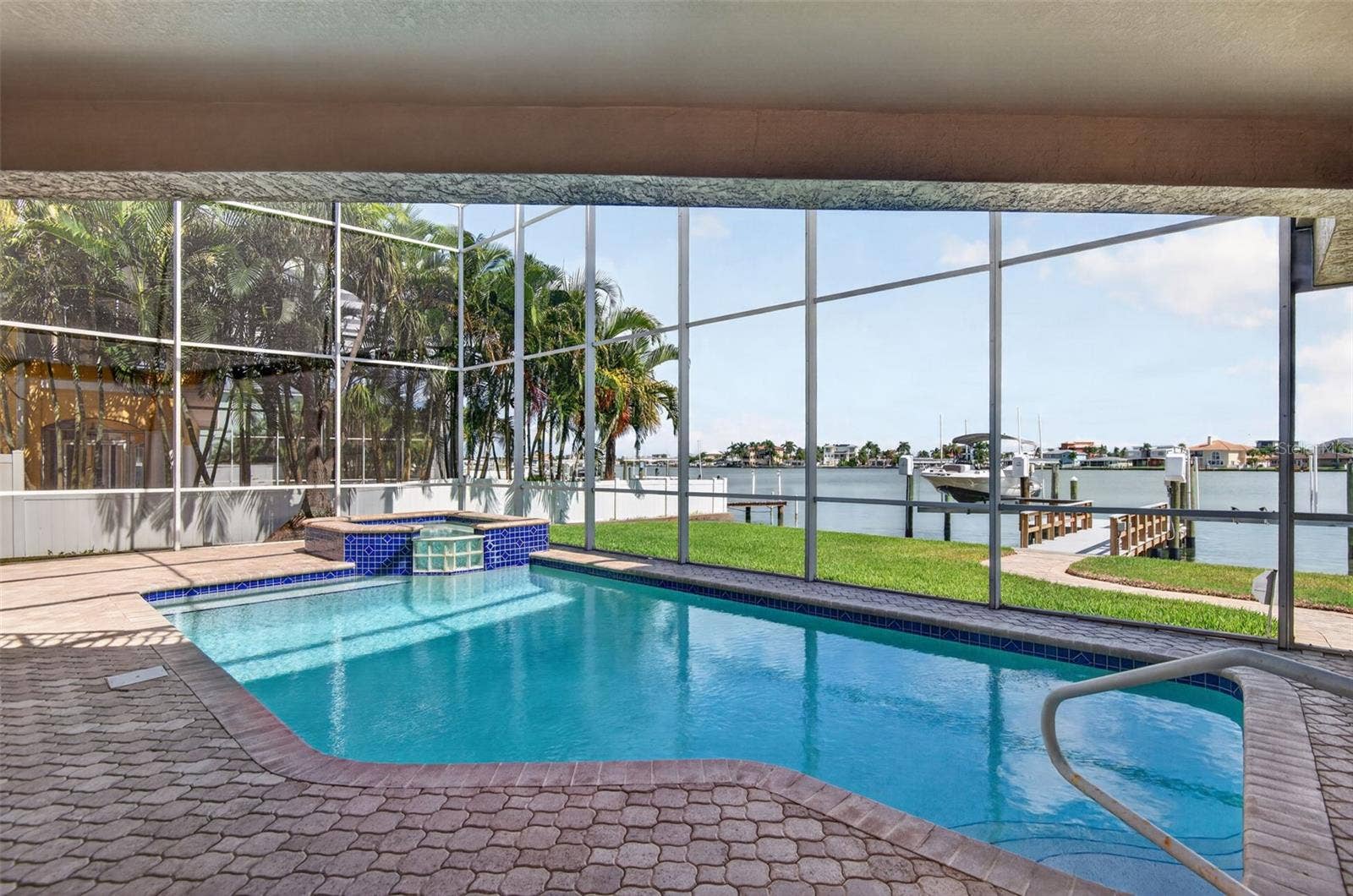 17021 DOLPHIN DRIVE, North Redington Beach, FL 33708 PERFECT DAYS IN THE POOL & ON THE WATER