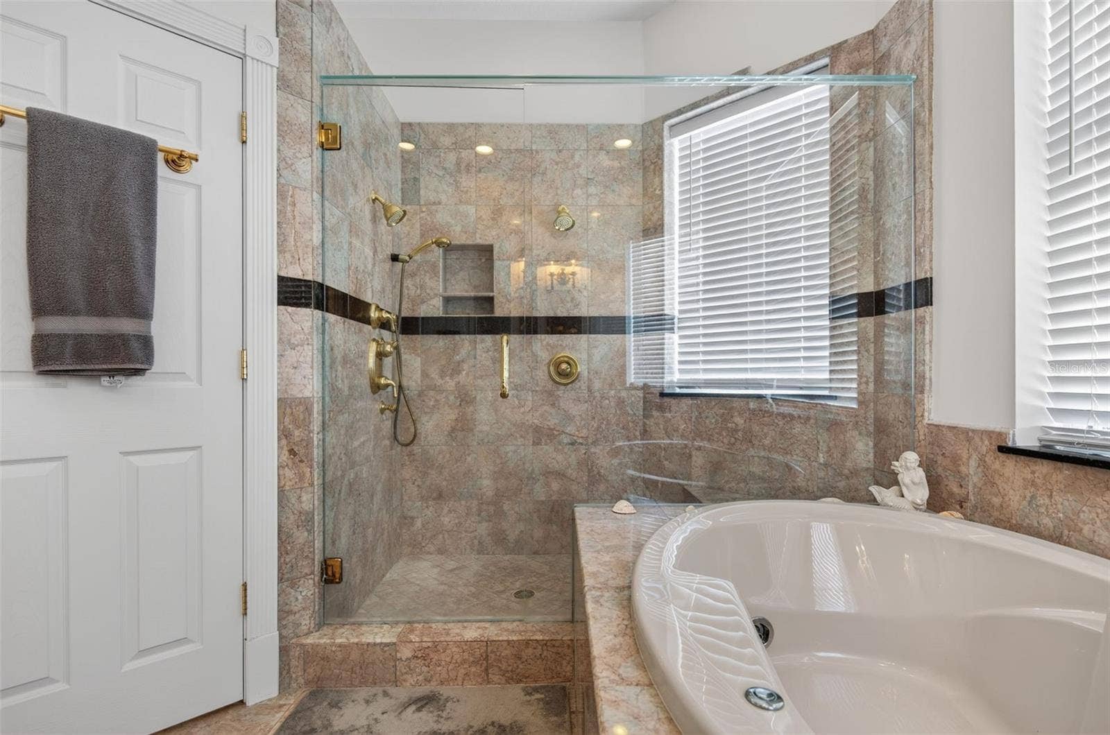 17021 DOLPHIN DRIVE, North Redington Beach, FL 33708 DUAL FAUCET SHOWER