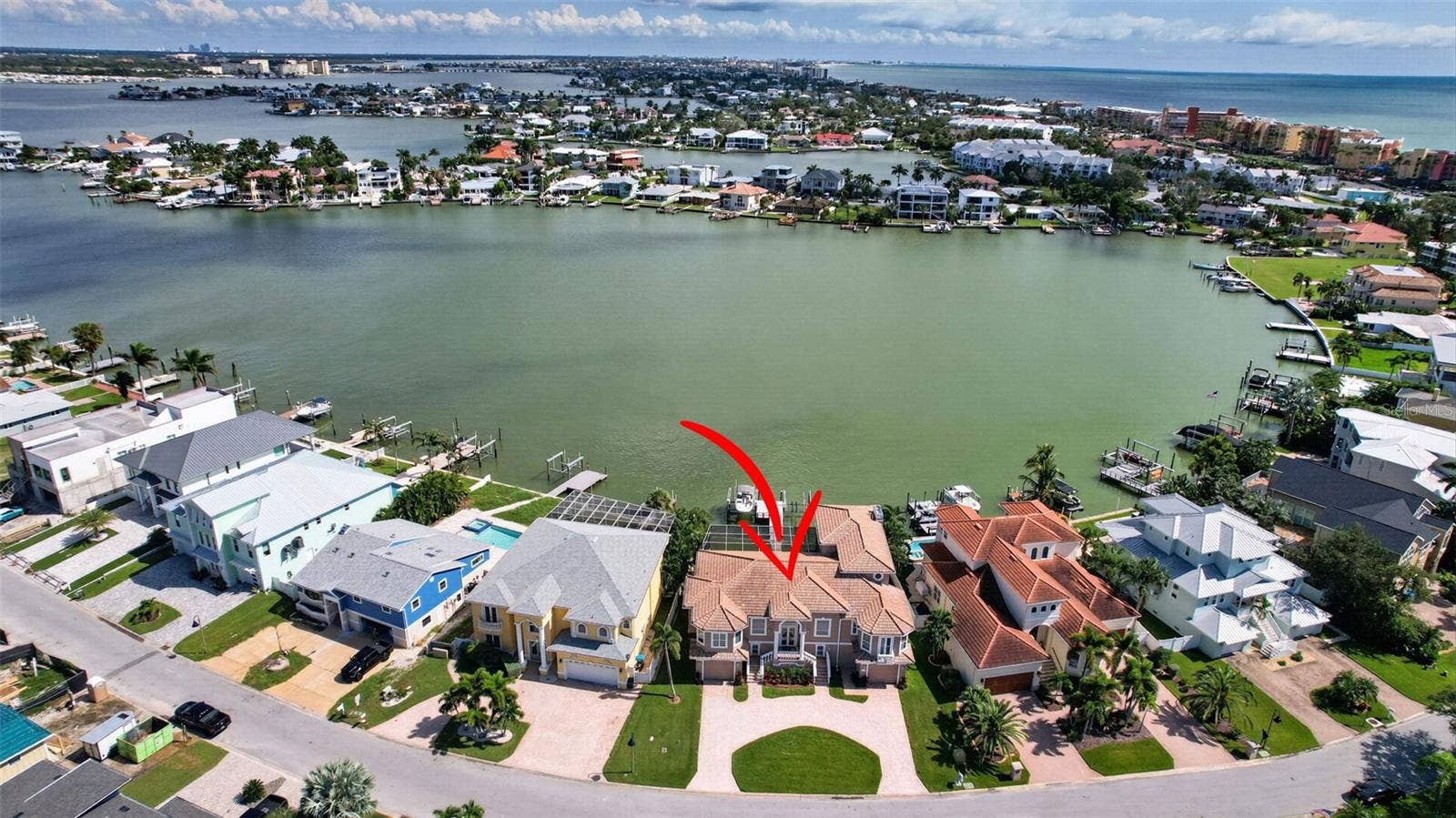 17021 DOLPHIN DRIVE, North Redington Beach, FL 33708 LOCATION