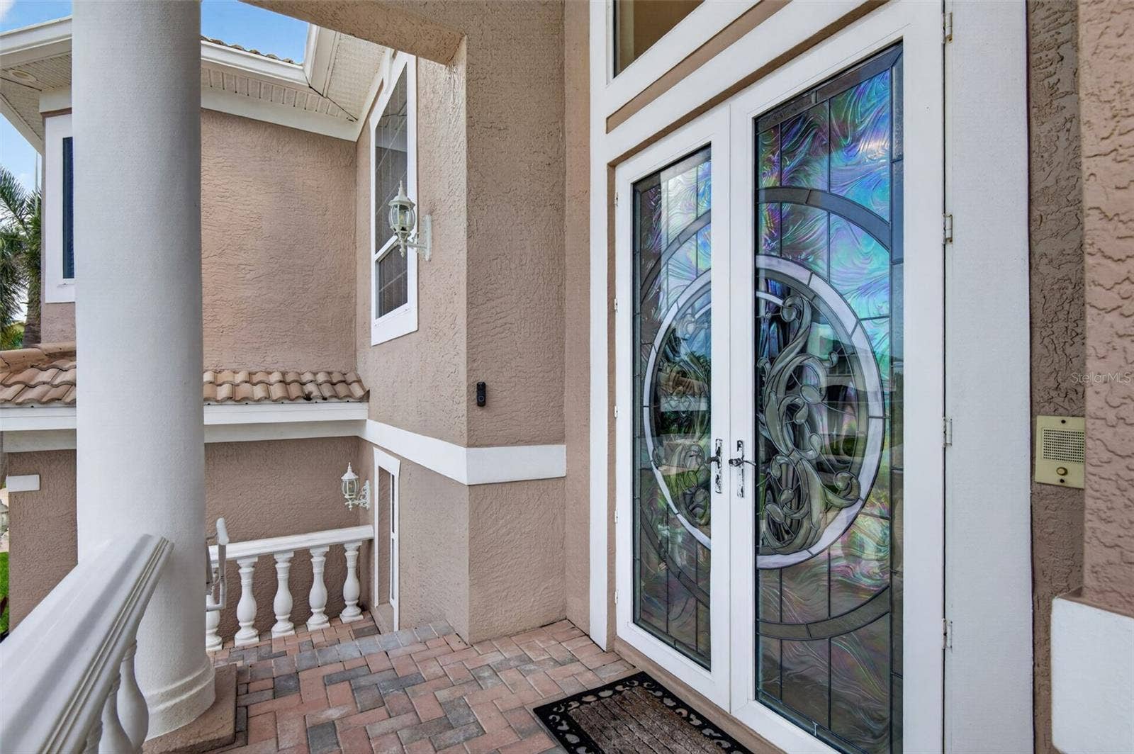 17021 DOLPHIN DRIVE, North Redington Beach, FL 33708 FRONT PORCH