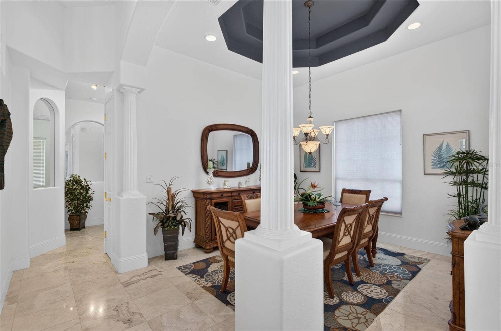 17021 DOLPHIN DRIVE, North Redington Beach, FL 33708 TRAY CEILINGS