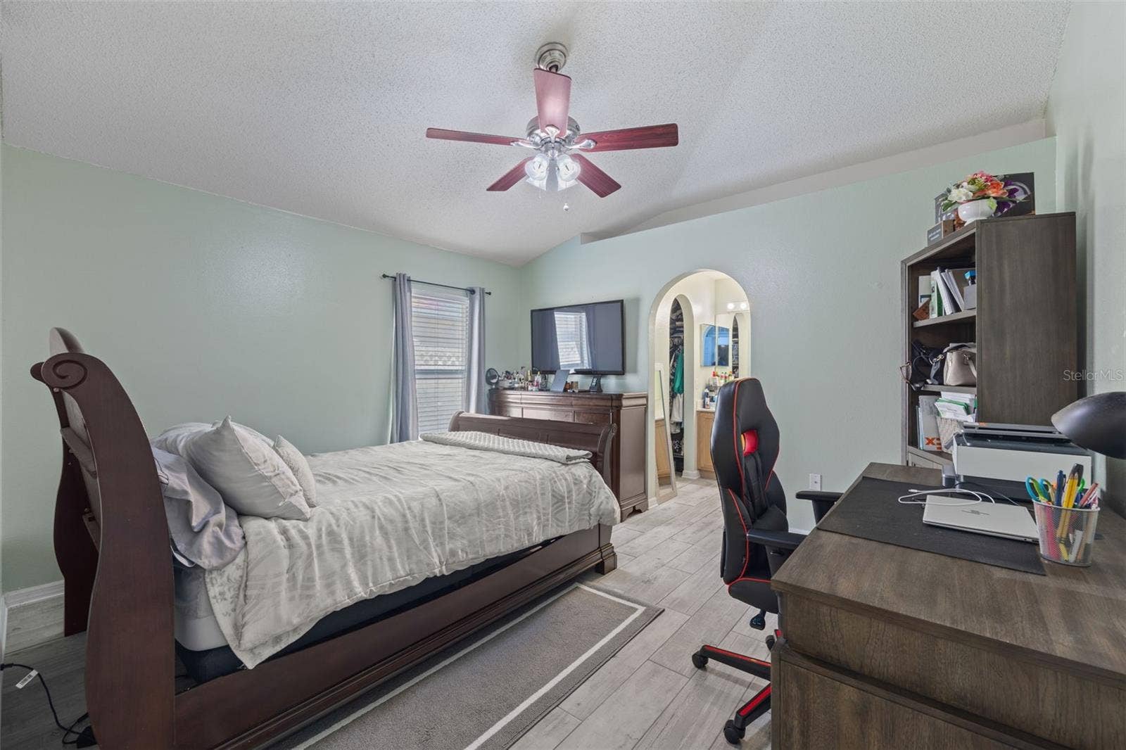 1012 BRENTON LEAF DRIVE, Ruskin, FL 33570