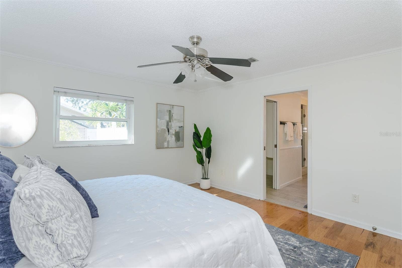 2977 AMBLEGLEN COURT, Clearwater, FL 33761