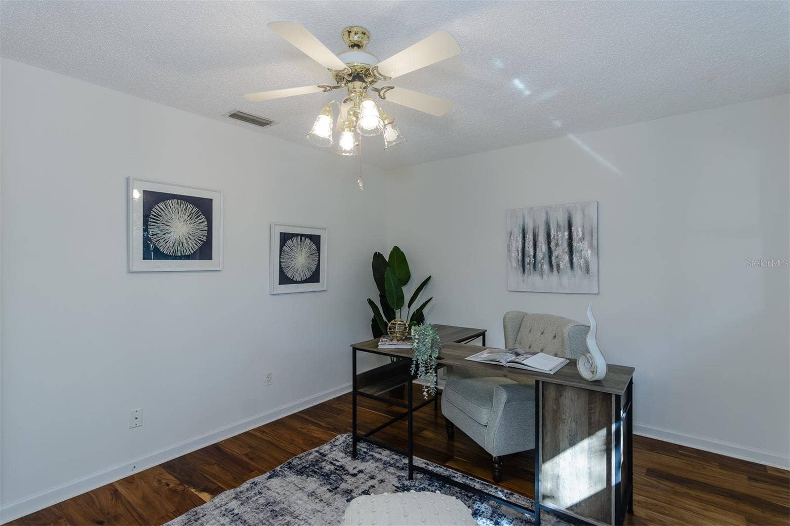 2977 AMBLEGLEN COURT, Clearwater, FL 33761