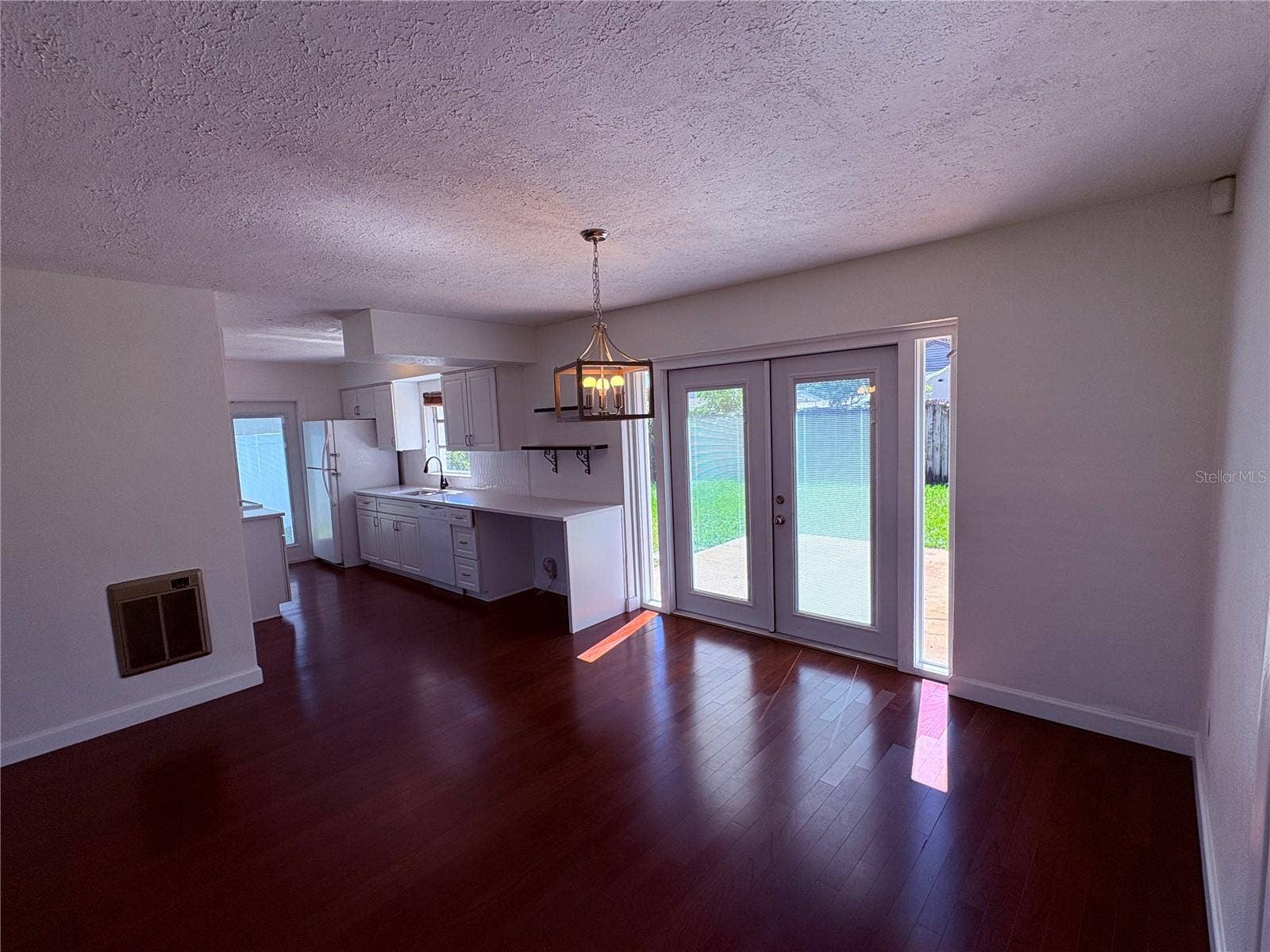 1518 W RIVER LANE, Tampa, FL 33603 1518 W RIVER LANE, Tampa, FL 33603