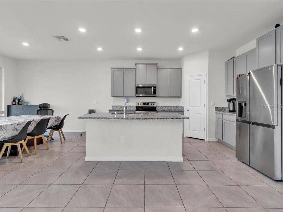5421 FLINT HILLS DRIVE, Wimauma, FL 33598