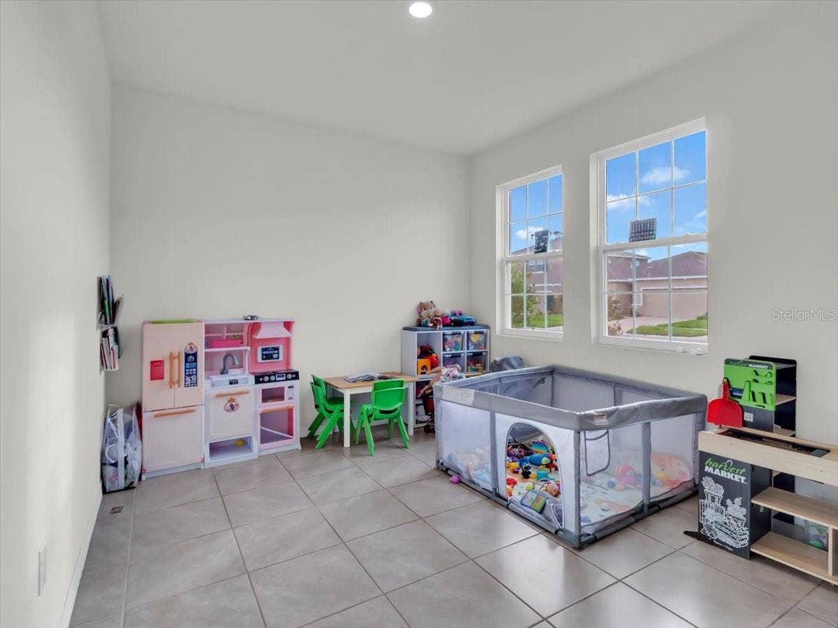 5421 FLINT HILLS DRIVE, Wimauma, FL 33598