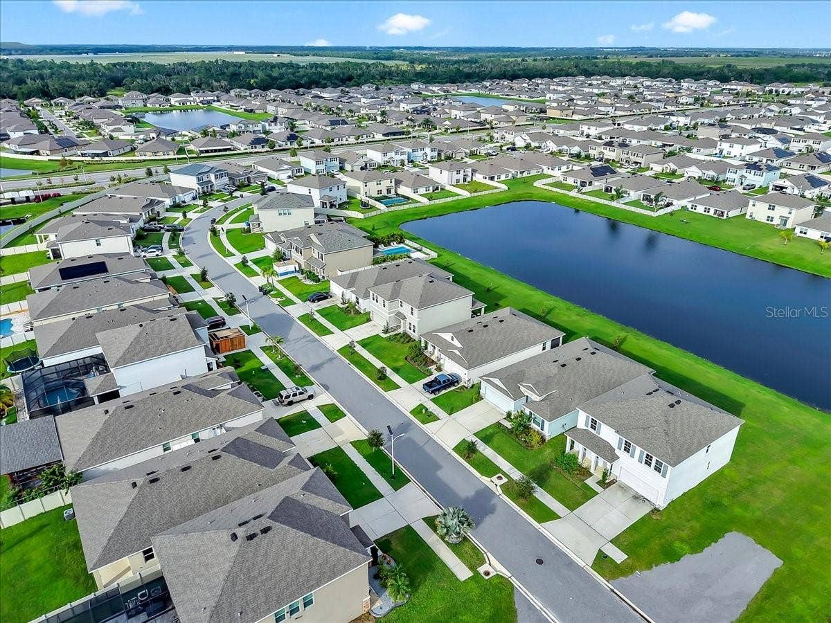 5421 FLINT HILLS DRIVE, Wimauma, FL 33598