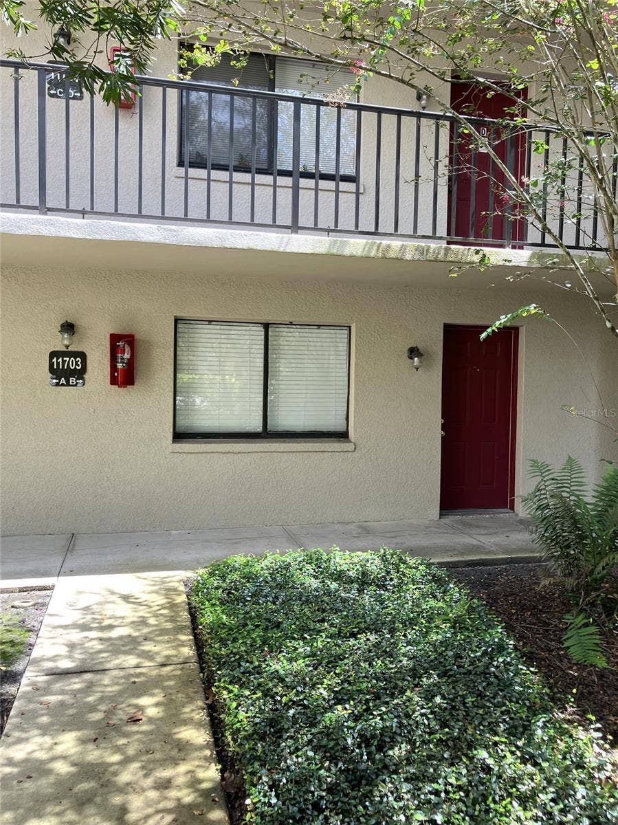 11703 RAINTREE VILLAGE BOULEVARD, #B, Temple Terrace, FL 33617 11703 RAINTREE VILLAGE BOULEVARD, #B, Temple Terrace, FL 33617