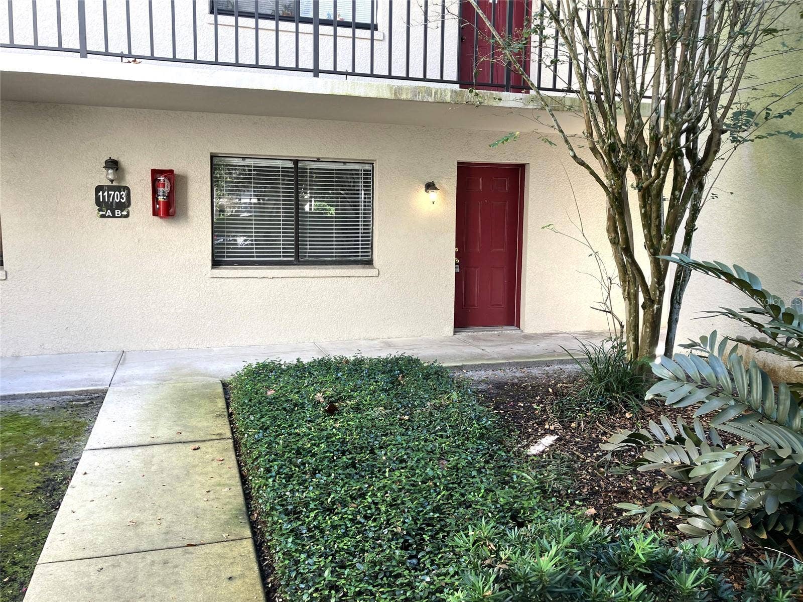 11703 RAINTREE VILLAGE BOULEVARD, #B, Temple Terrace, FL 33617 11703 RAINTREE VILLAGE BOULEVARD, #B, Temple Terrace, FL 33617