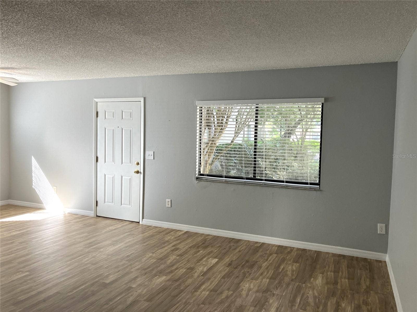 11703 RAINTREE VILLAGE BOULEVARD, #B, Temple Terrace, FL 33617 11703 RAINTREE VILLAGE BOULEVARD, #B, Temple Terrace, FL 33617