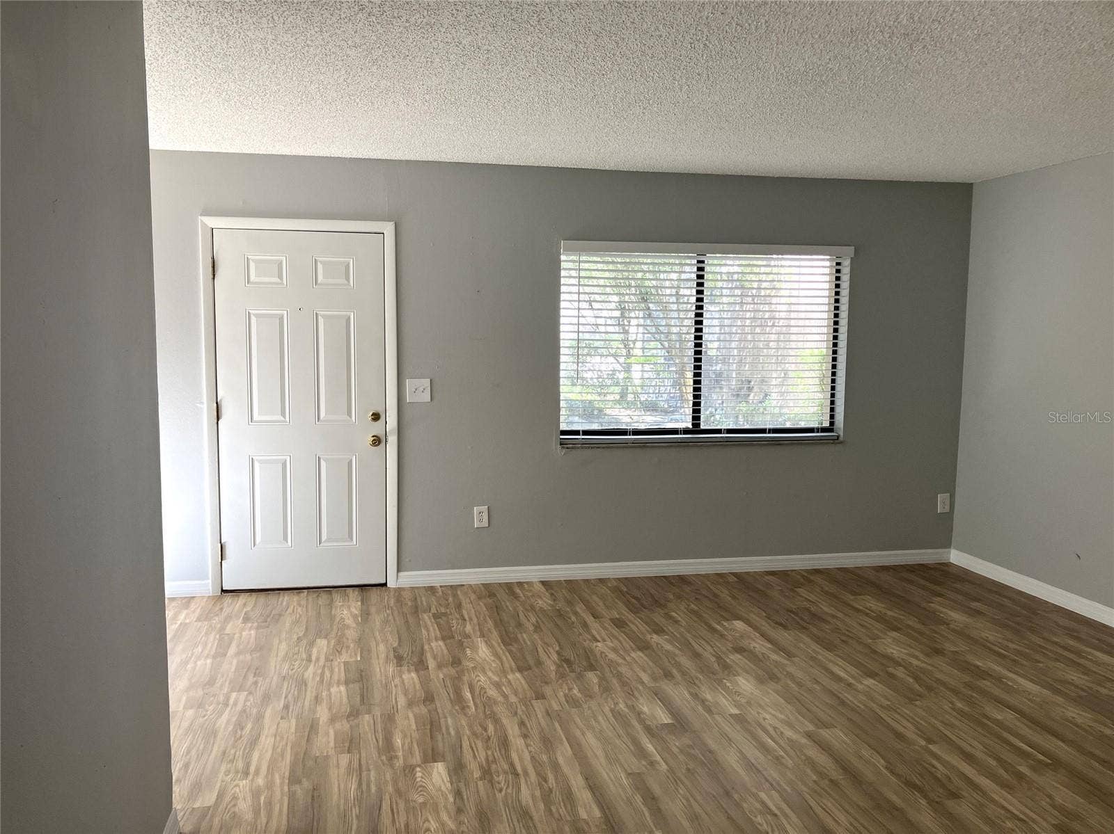 11703 RAINTREE VILLAGE BOULEVARD, #B, Temple Terrace, FL 33617 11703 RAINTREE VILLAGE BOULEVARD, #B, Temple Terrace, FL 33617