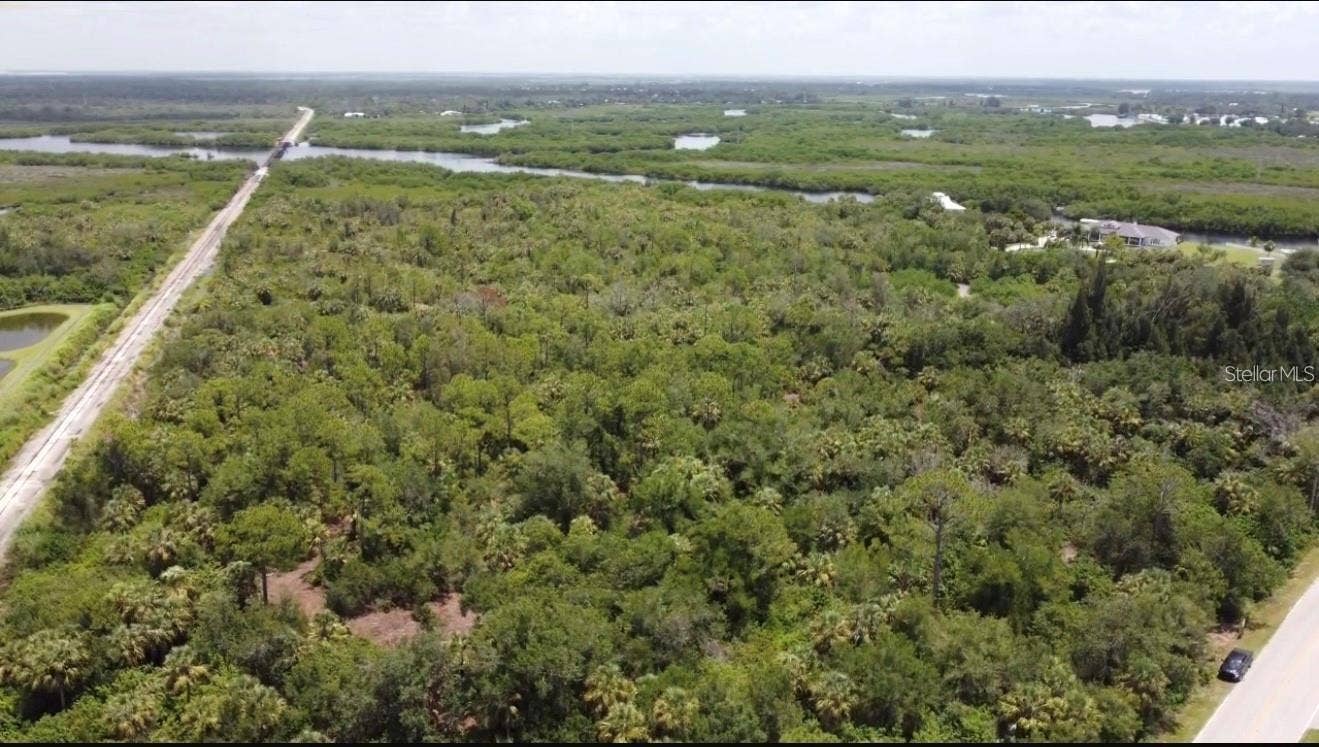 7022 RIVERSIDE DRIVE, Punta Gorda, FL 33982