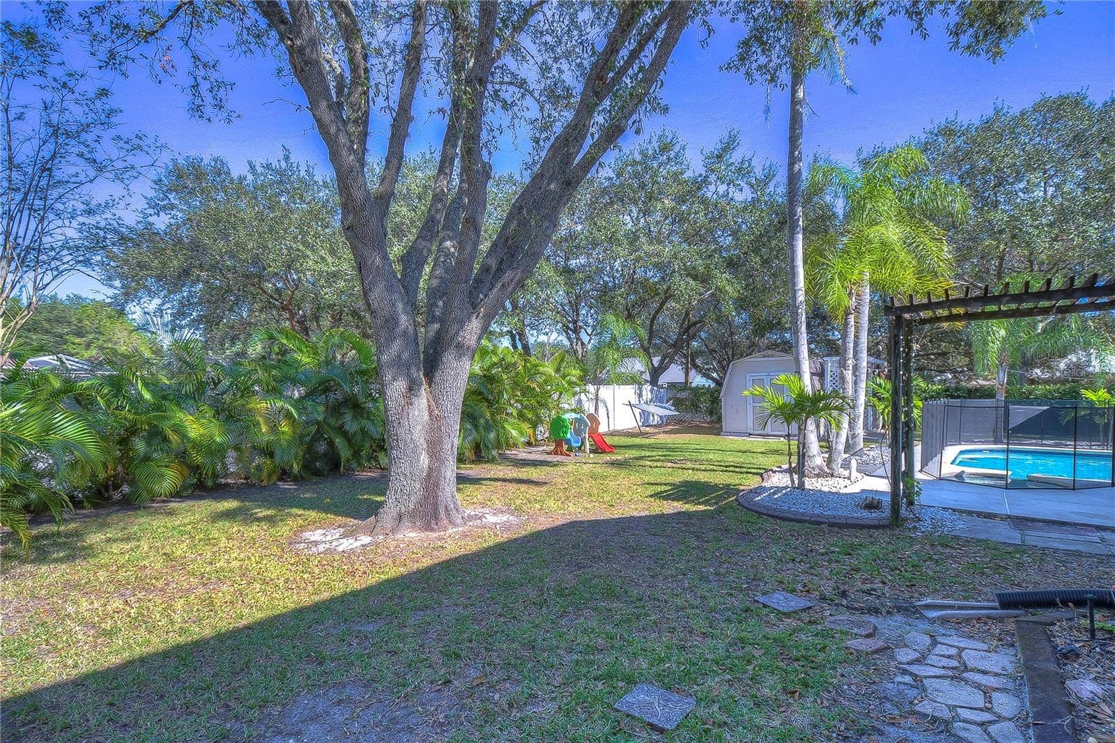 9502 SUNNYOAK DRIVE, Riverview, FL 33569