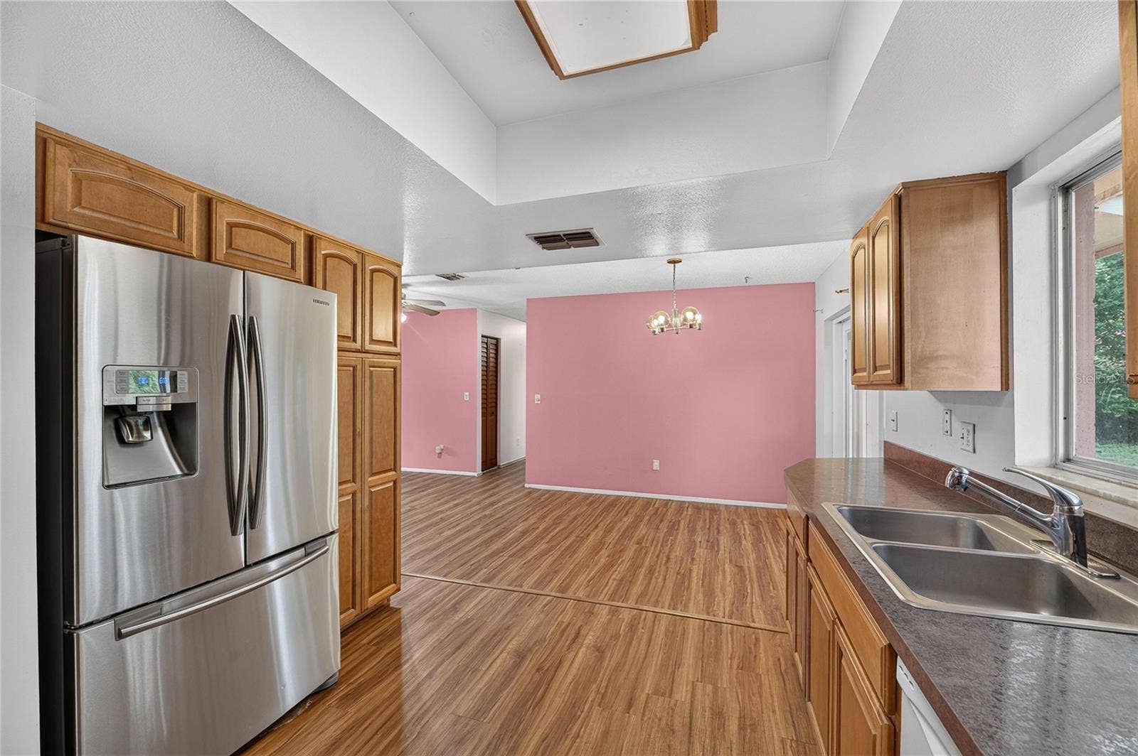 332 BRANDYWINE DRIVE, Valrico, FL 33594 332 BRANDYWINE DRIVE, Valrico, FL 33594