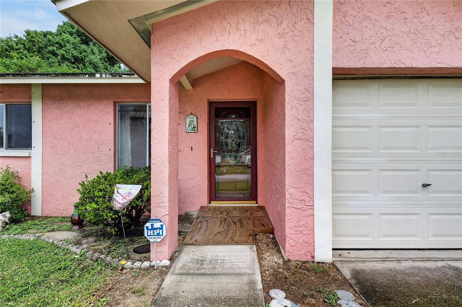 332 BRANDYWINE DRIVE, Valrico, FL 33594 332 BRANDYWINE DRIVE, Valrico, FL 33594