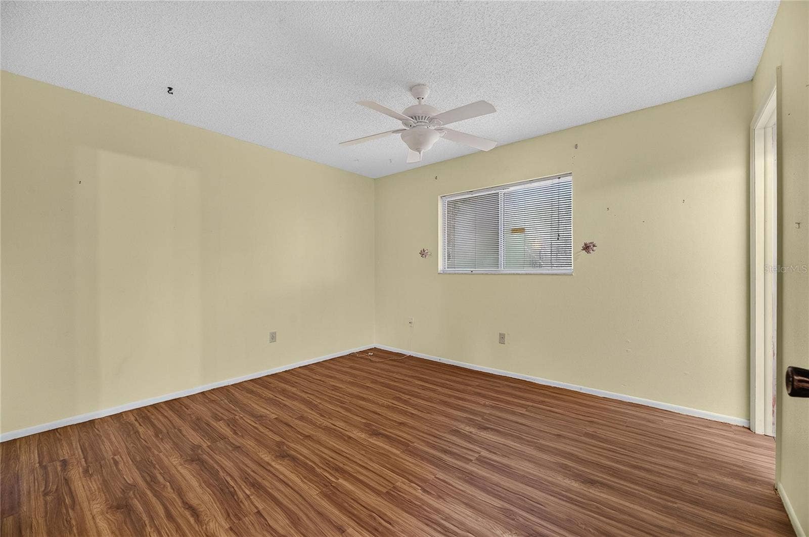 332 BRANDYWINE DRIVE, Valrico, FL 33594 332 BRANDYWINE DRIVE, Valrico, FL 33594