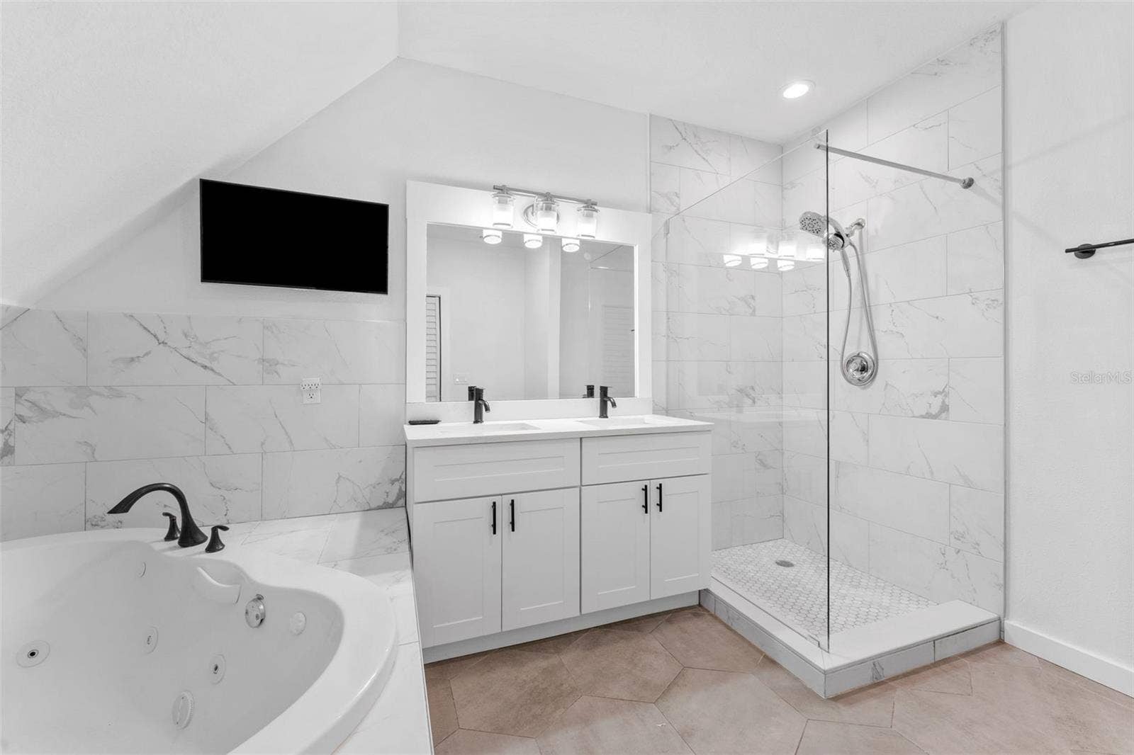 4363 TYLER CIRCLE N, St Petersburg, FL 33709 4363 TYLER CIRCLE N, St Petersburg, FL 33709