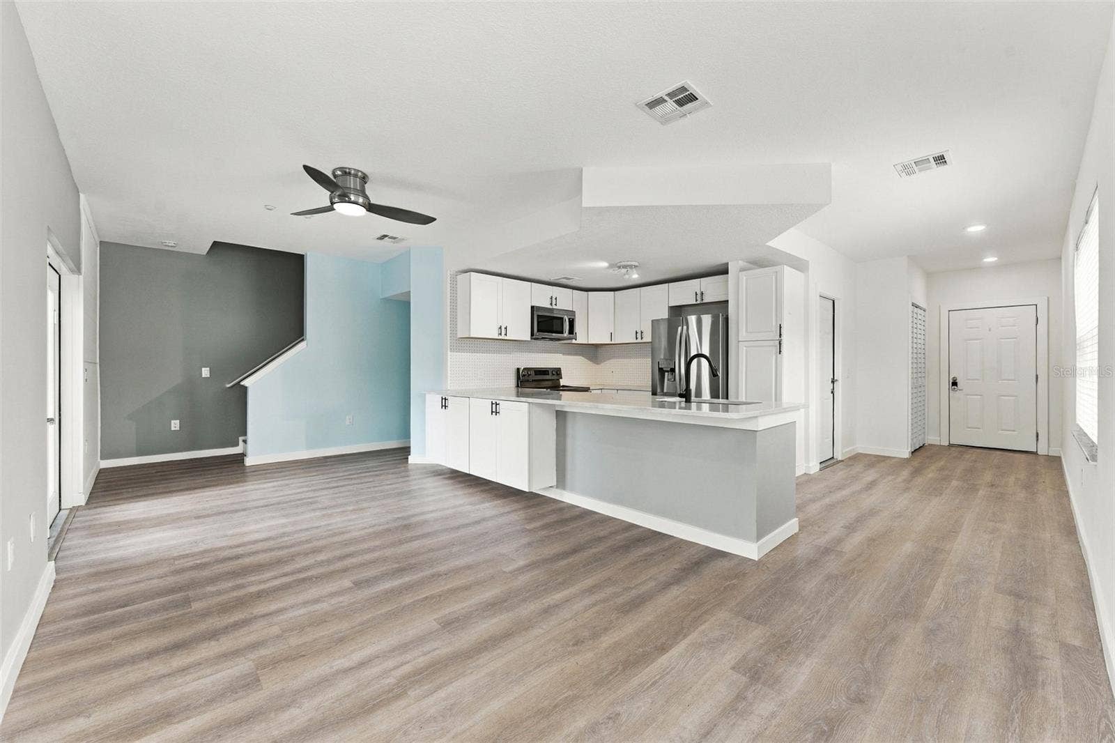 4363 TYLER CIRCLE N, St Petersburg, FL 33709 4363 TYLER CIRCLE N, St Petersburg, FL 33709