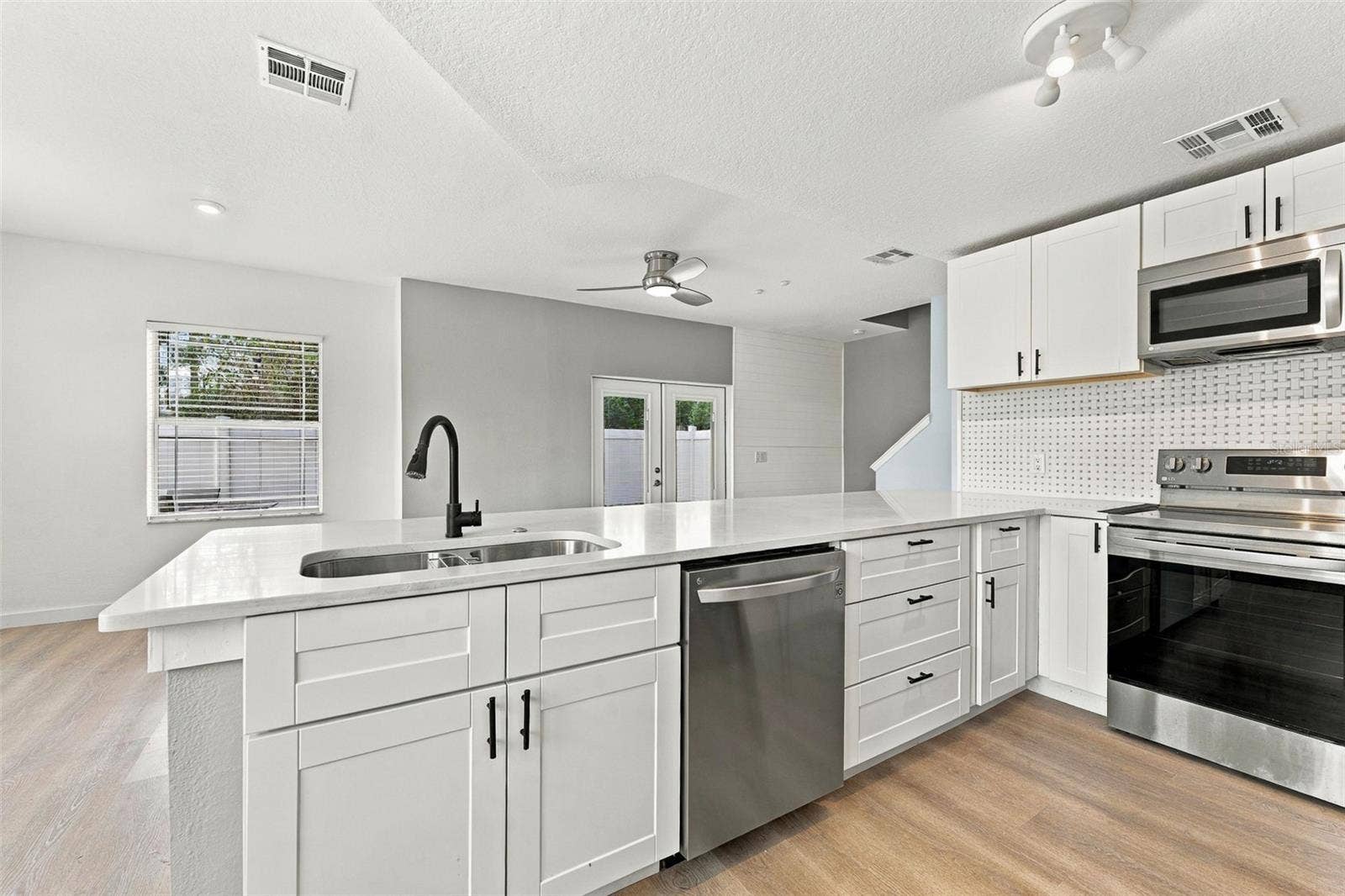 4363 TYLER CIRCLE N, St Petersburg, FL 33709 4363 TYLER CIRCLE N, St Petersburg, FL 33709