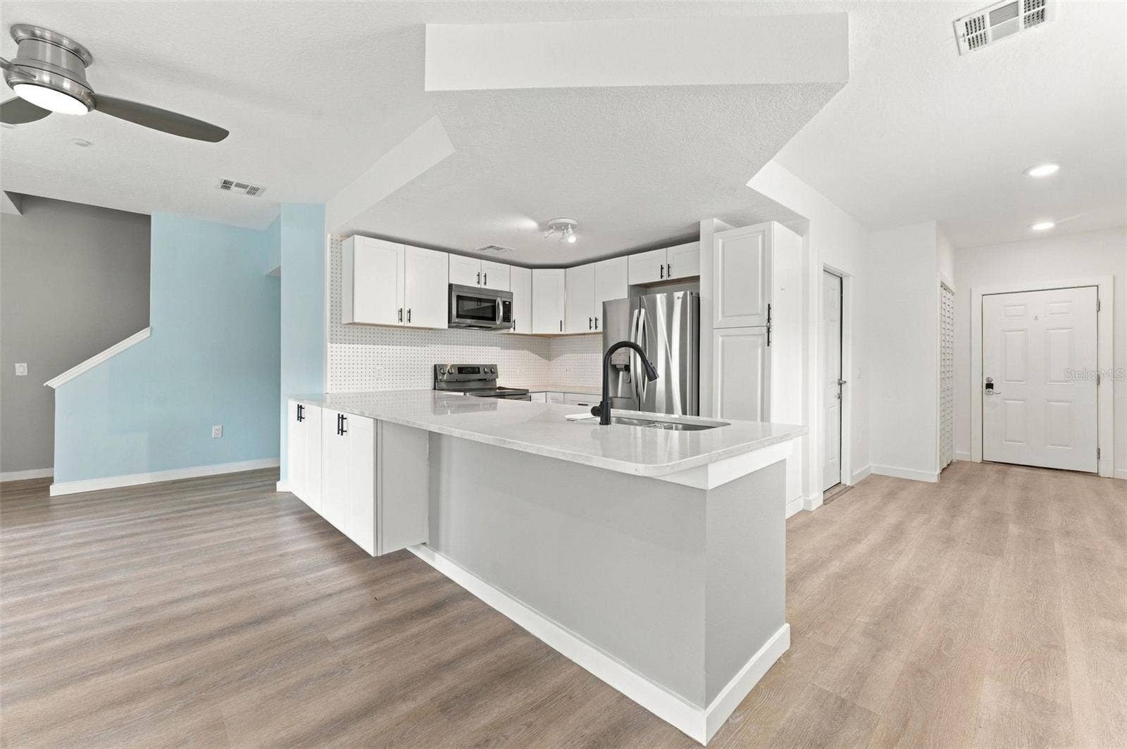 4363 TYLER CIRCLE N, St Petersburg, FL 33709 4363 TYLER CIRCLE N, St Petersburg, FL 33709